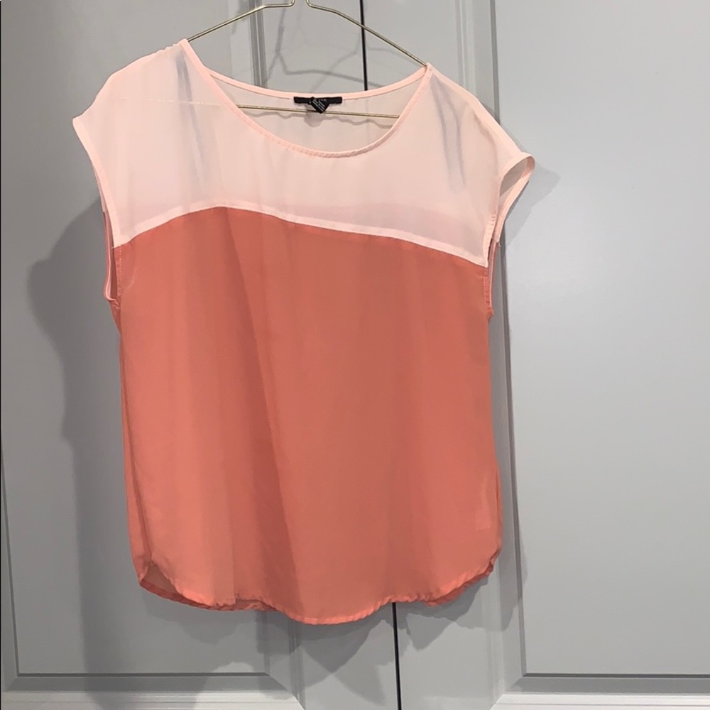 Forever 21 peach blouse size small